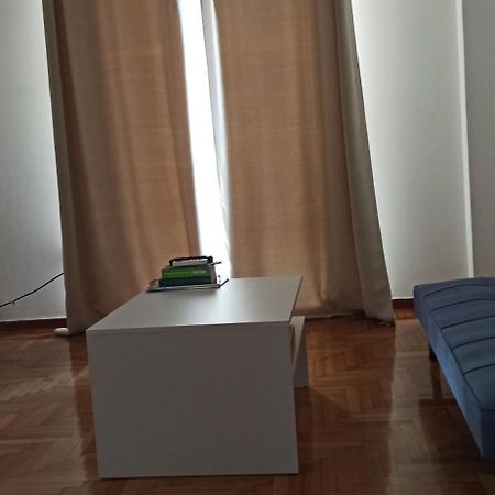 Chris'S Athens Home In The Center Of Everything ภายนอก รูปภาพ