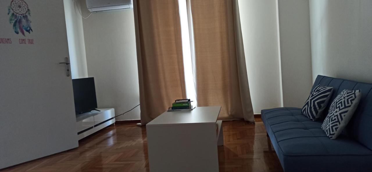 Chris'S Athens Home In The Center Of Everything ภายนอก รูปภาพ