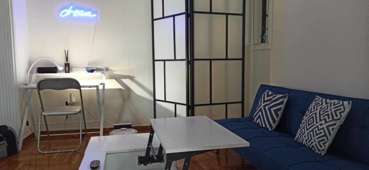 Chris'S Athens Home In The Center Of Everything ภายนอก รูปภาพ